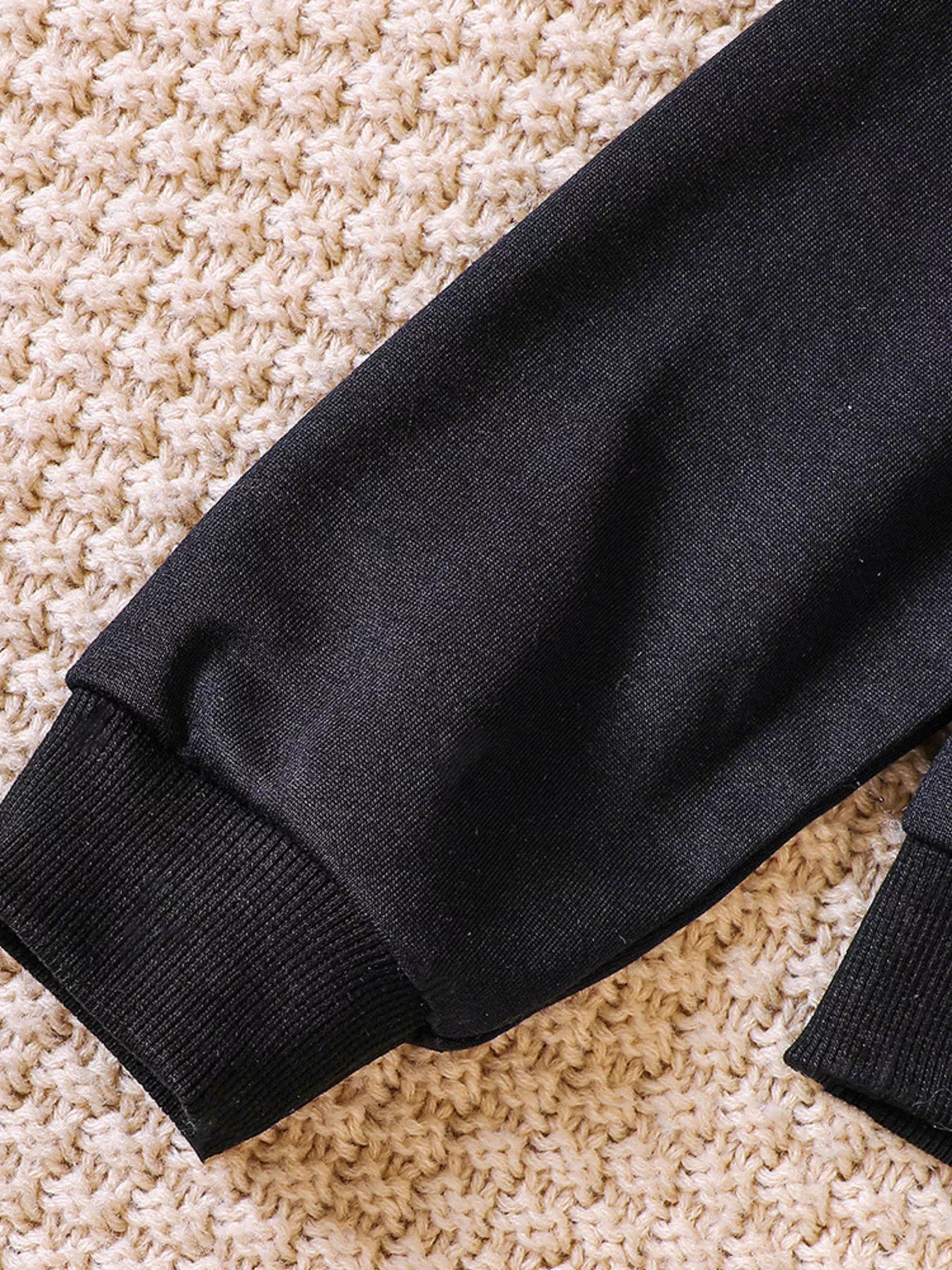 1db408bbf0c74723b2939ed150a0a96f-Max-Origin